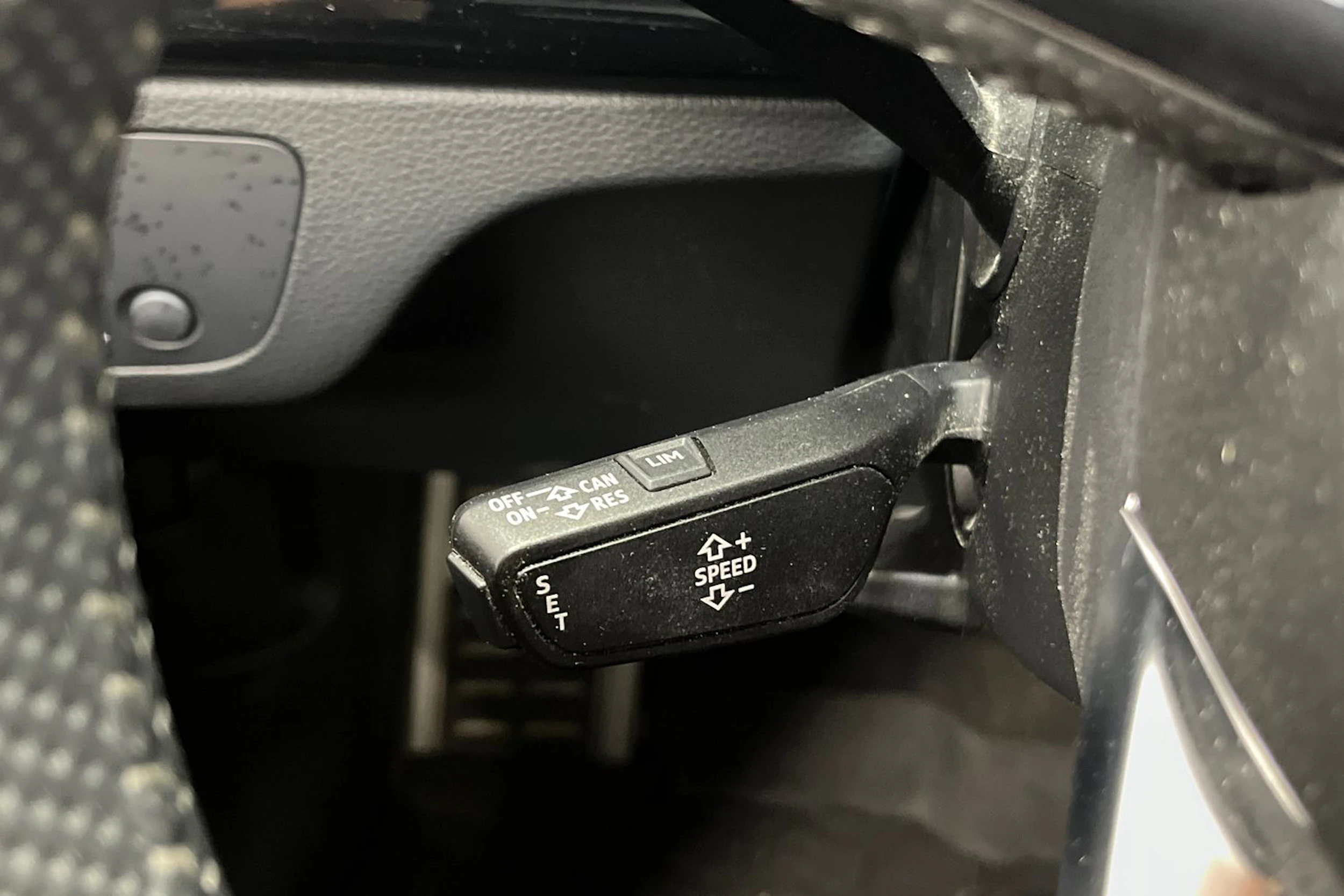 punainen Audi Q5 2019 kuva 22.