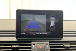 punainen Audi Q5 2019 kuva 23.