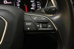 sininen Audi Q5 2019 kuva 14.