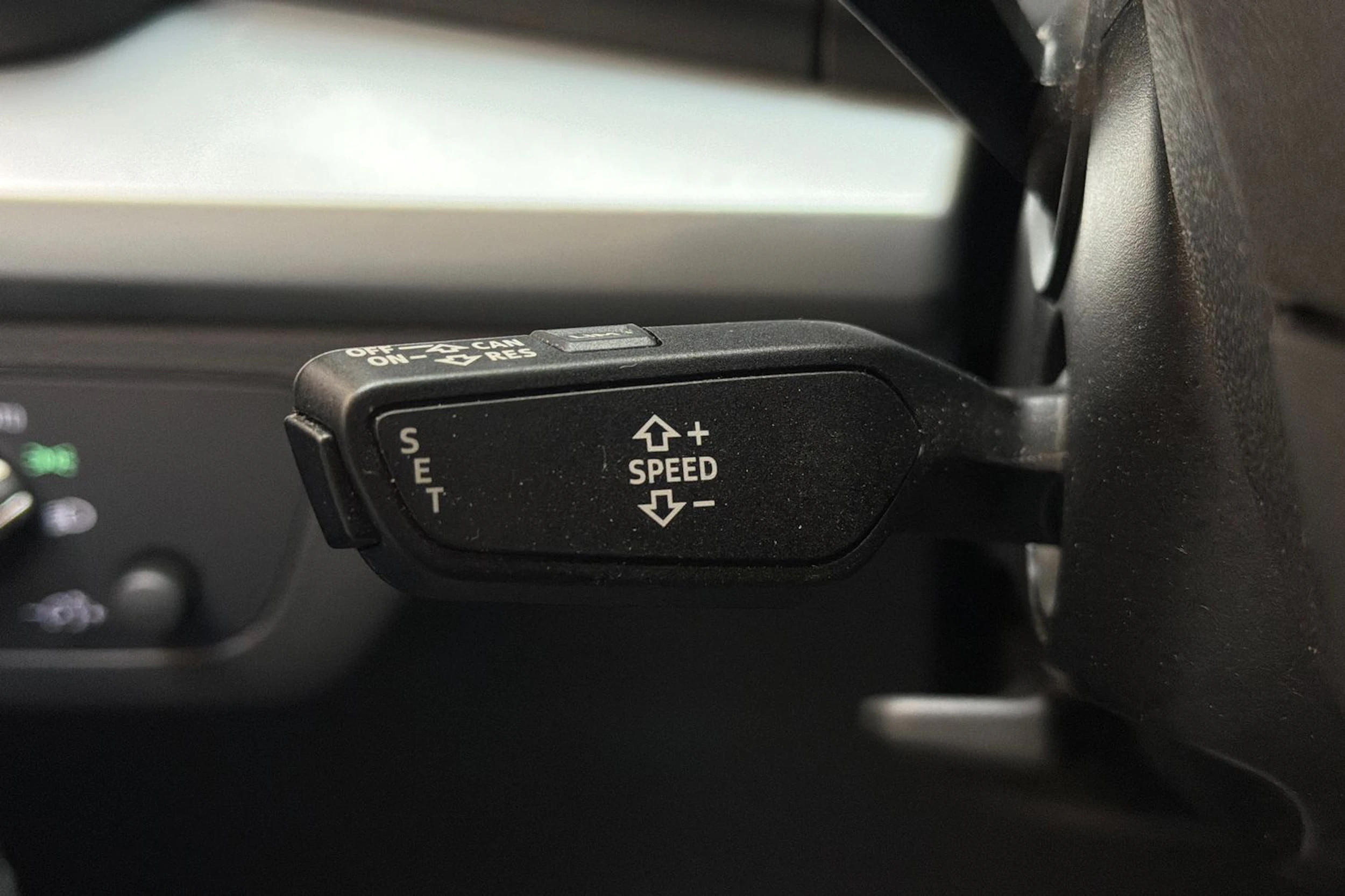 sininen Audi Q5 2019 kuva 23.