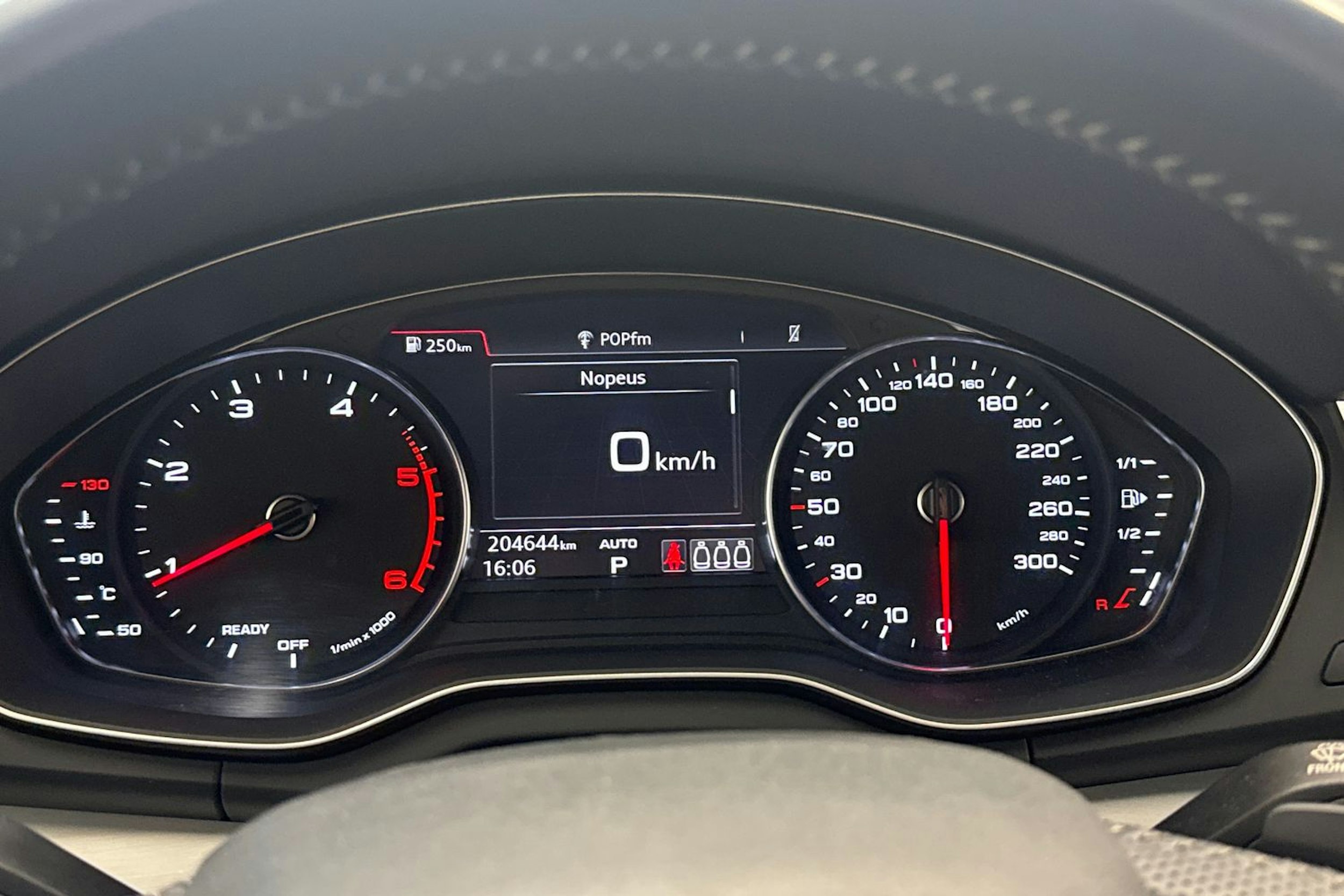 ruskea (beige) Audi Q5 2019 kuva 18.