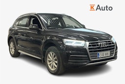 musta Audi Q5 2020 kuva 1.