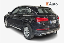 musta Audi Q5 2020 kuva 2.