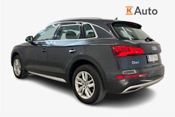 harmaa Audi Q5 2020 kuva 2.