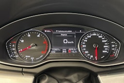 harmaa Audi Q5 2020 kuva 20.