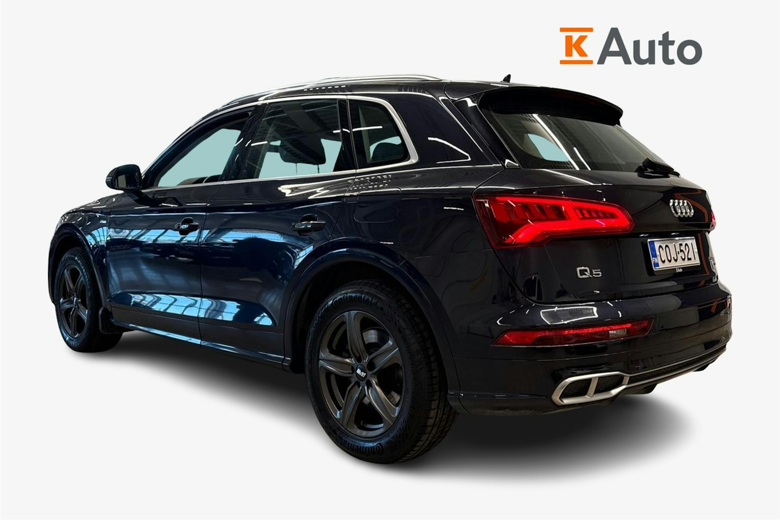 Sininen Audi Q5 2020 kuva 2.