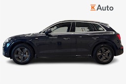 Sininen Audi Q5 2020 kuva 6.