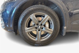 Sininen Audi Q5 2020 kuva 11.