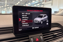 Sininen Audi Q5 2020 kuva 20.