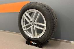 met. sininen Audi Q5 2020 kuva 13.