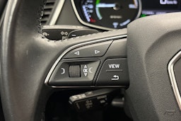 met. sininen Audi Q5 2020 kuva 16.