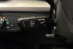 met. sininen Audi Q5 2020 kuva 18.
