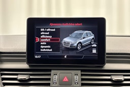 met. sininen Audi Q5 2020 kuva 23.