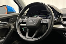 met. sininen Audi Q5 2020 kuva 15.