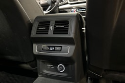 ruskea (beige) Audi Q5 2020 kuva 16.