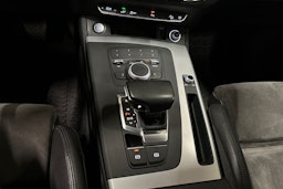 ruskea (beige) Audi Q5 2020 kuva 23.