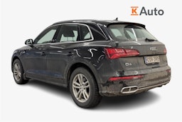 musta Audi Q5 2020 kuva 2.