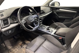 Sininen Audi Q5 2020 kuva 3.