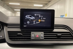 Sininen Audi Q5 2020 kuva 16.