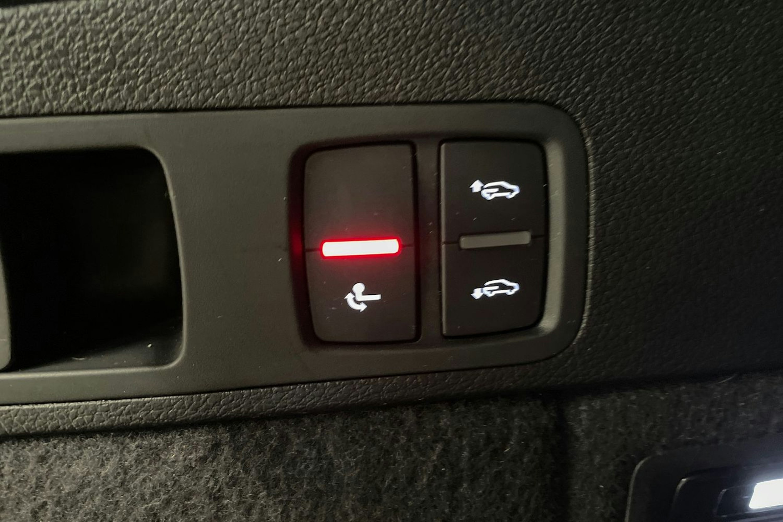 Sininen Audi Q5 2020 kuva 28.