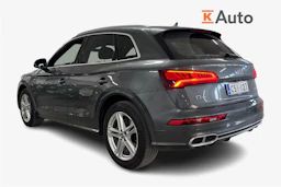 Harmaa Audi Q5 2020 kuva 2.
