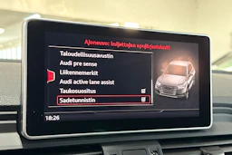 Harmaa Audi Q5 2020 kuva 18.