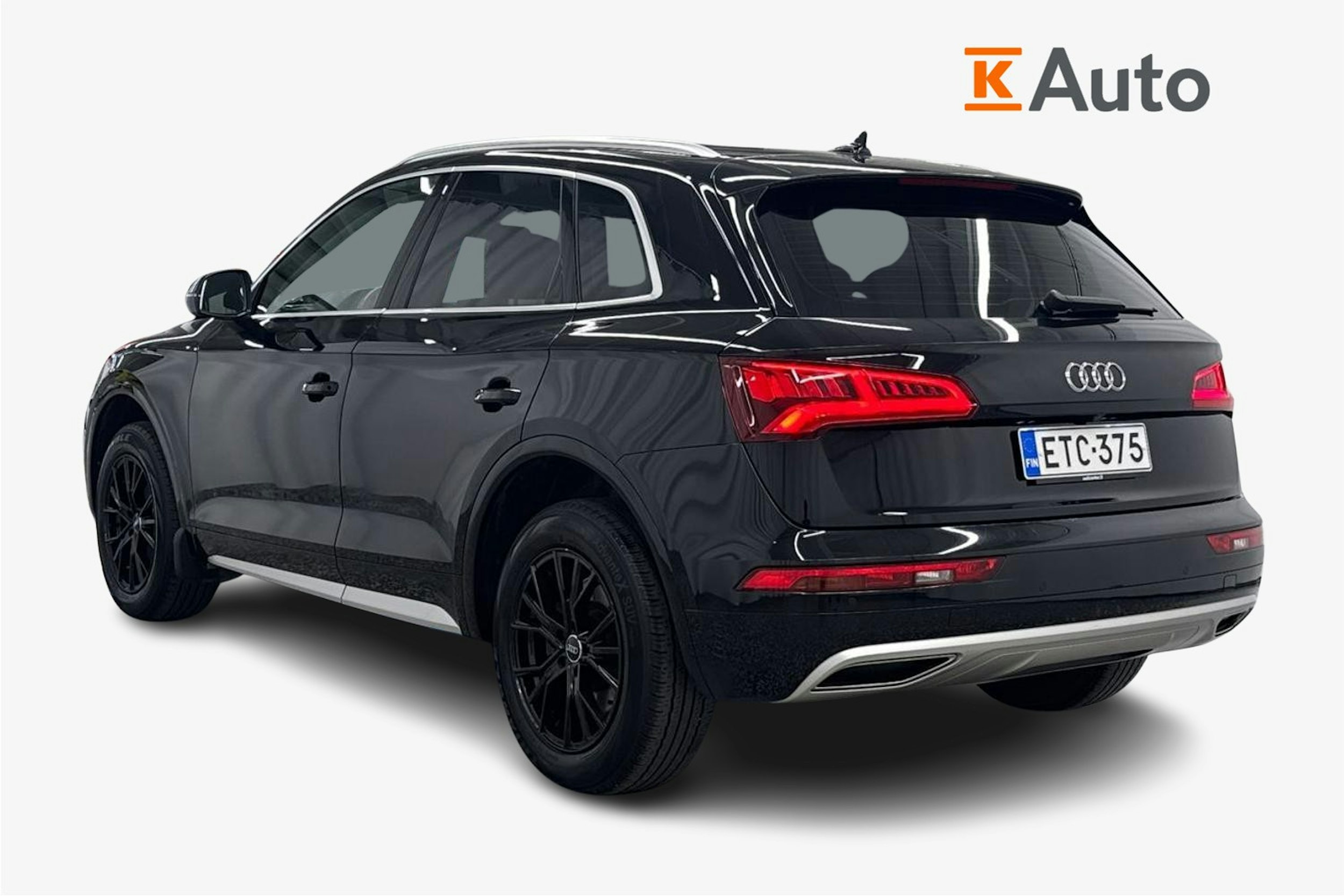 Musta Audi Q5 2020 kuva 2.