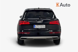 Musta Audi Q5 2020 kuva 3.