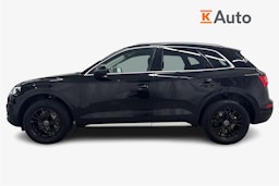Musta Audi Q5 2020 kuva 6.