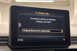 Musta Audi Q5 2020 kuva 27.