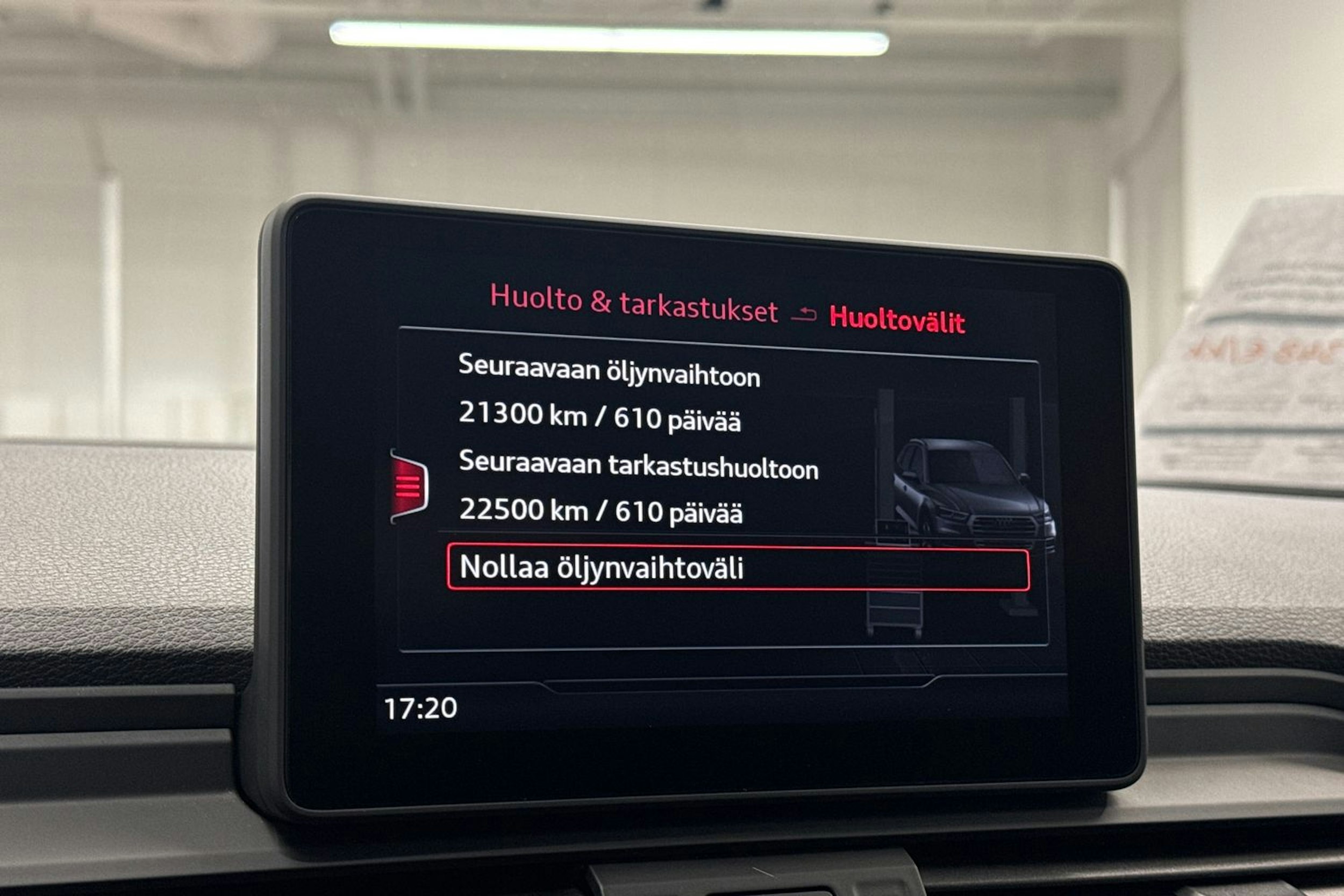 Musta Audi Q5 2020 kuva 33.