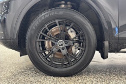 Musta Audi Q5 2020 kuva 40.