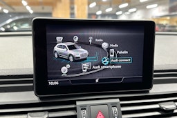 harmaa Audi Q5 2020 kuva 17.