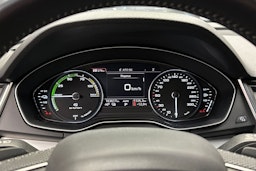 harmaa Audi Q5 2020 kuva 22.