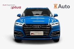 sininen Audi Q5 2020 kuva 5.