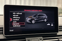 sininen Audi Q5 2020 kuva 25.