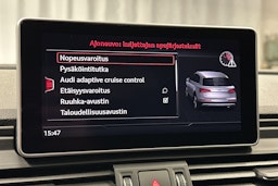 sininen Audi Q5 2020 kuva 26.