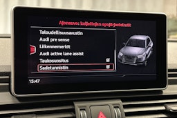 sininen Audi Q5 2020 kuva 27.