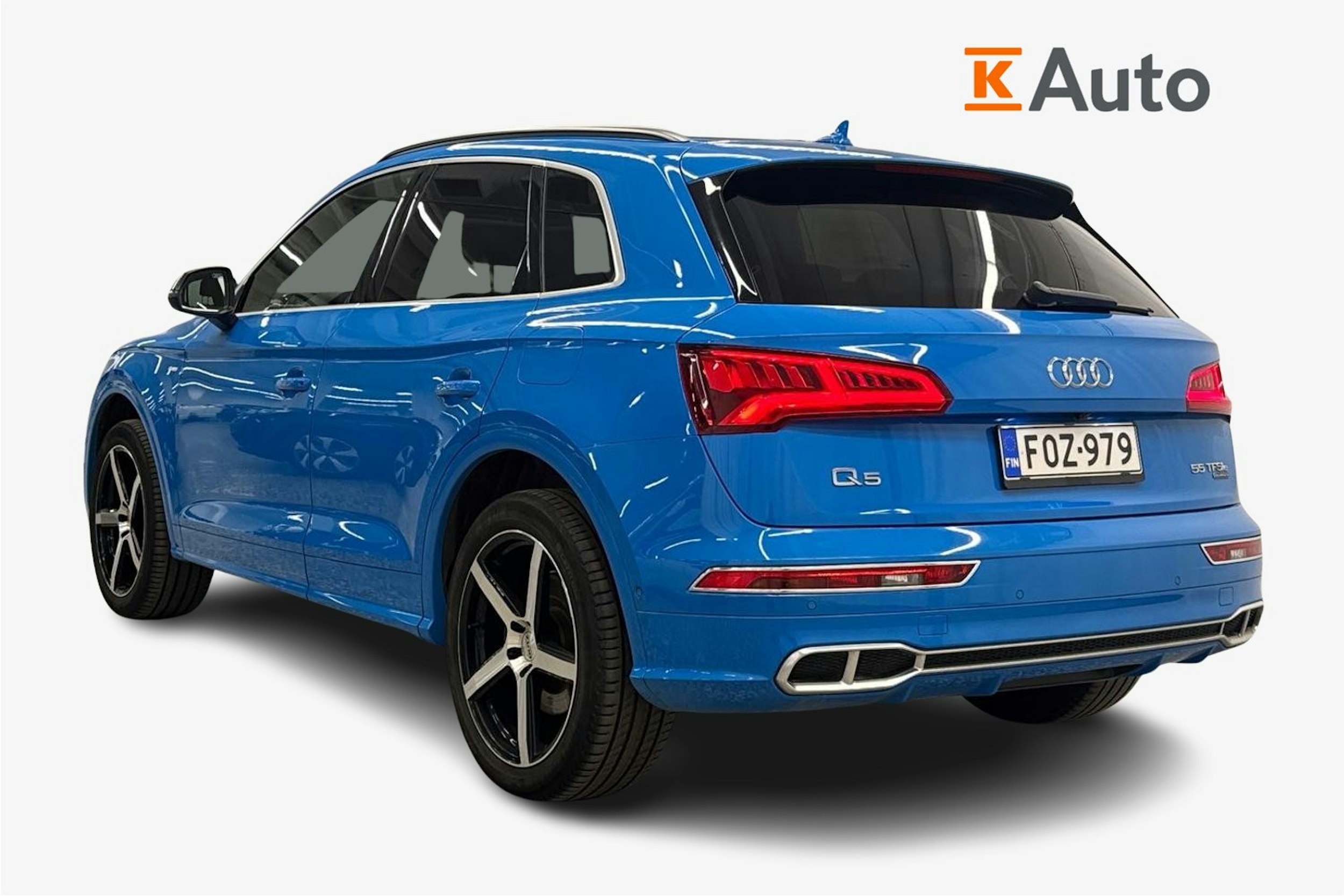 Sininen Audi Q5 2020 kuva 2.