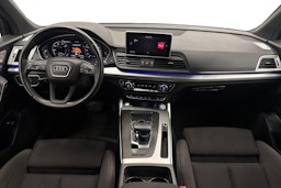 Sininen Audi Q5 2020 kuva 9.