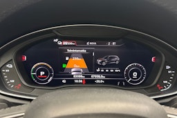 Sininen Audi Q5 2020 kuva 18.