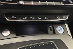 Sininen Audi Q5 2020 kuva 22.