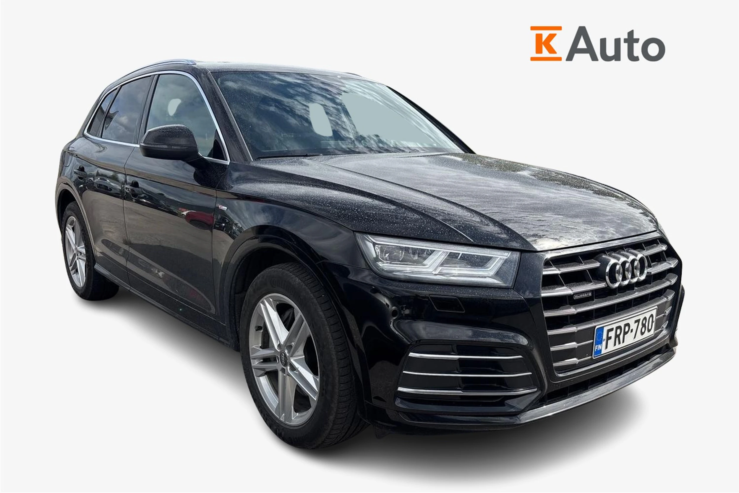 musta Audi Q5 2020 kuva 1.