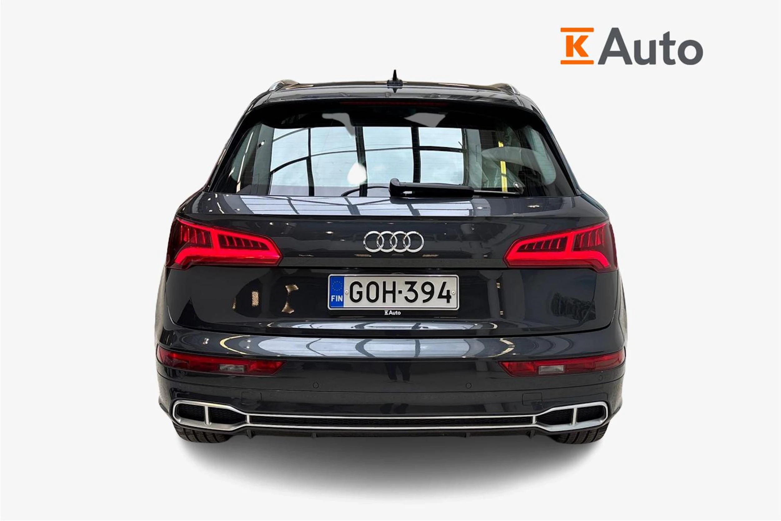 harmaa Audi Q5 2020 kuva 3.