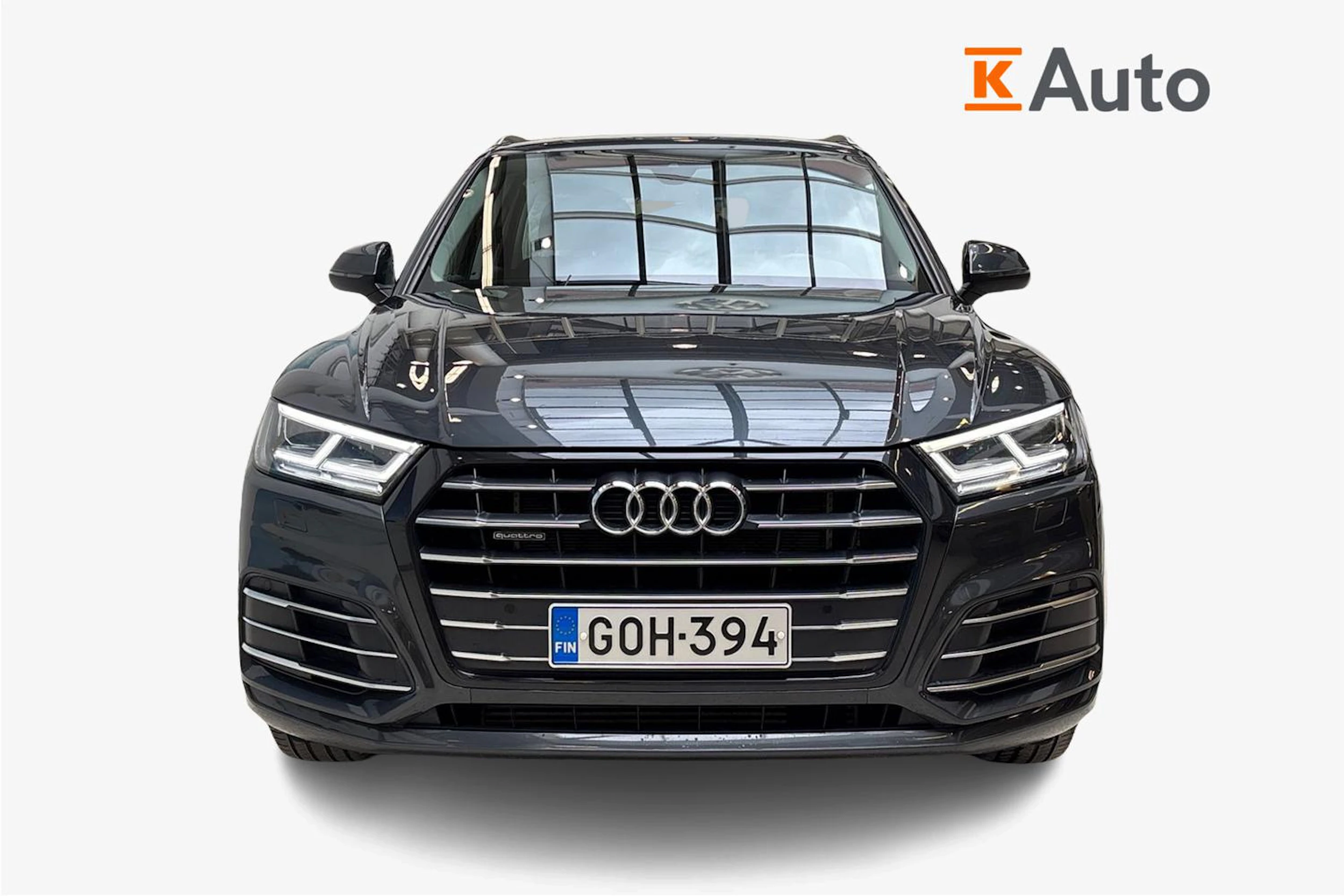 harmaa Audi Q5 2020 kuva 4.