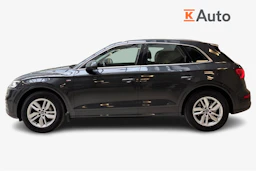 harmaa Audi Q5 2020 kuva 5.