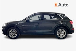 Harmaa Audi Q5 2020 kuva 6.