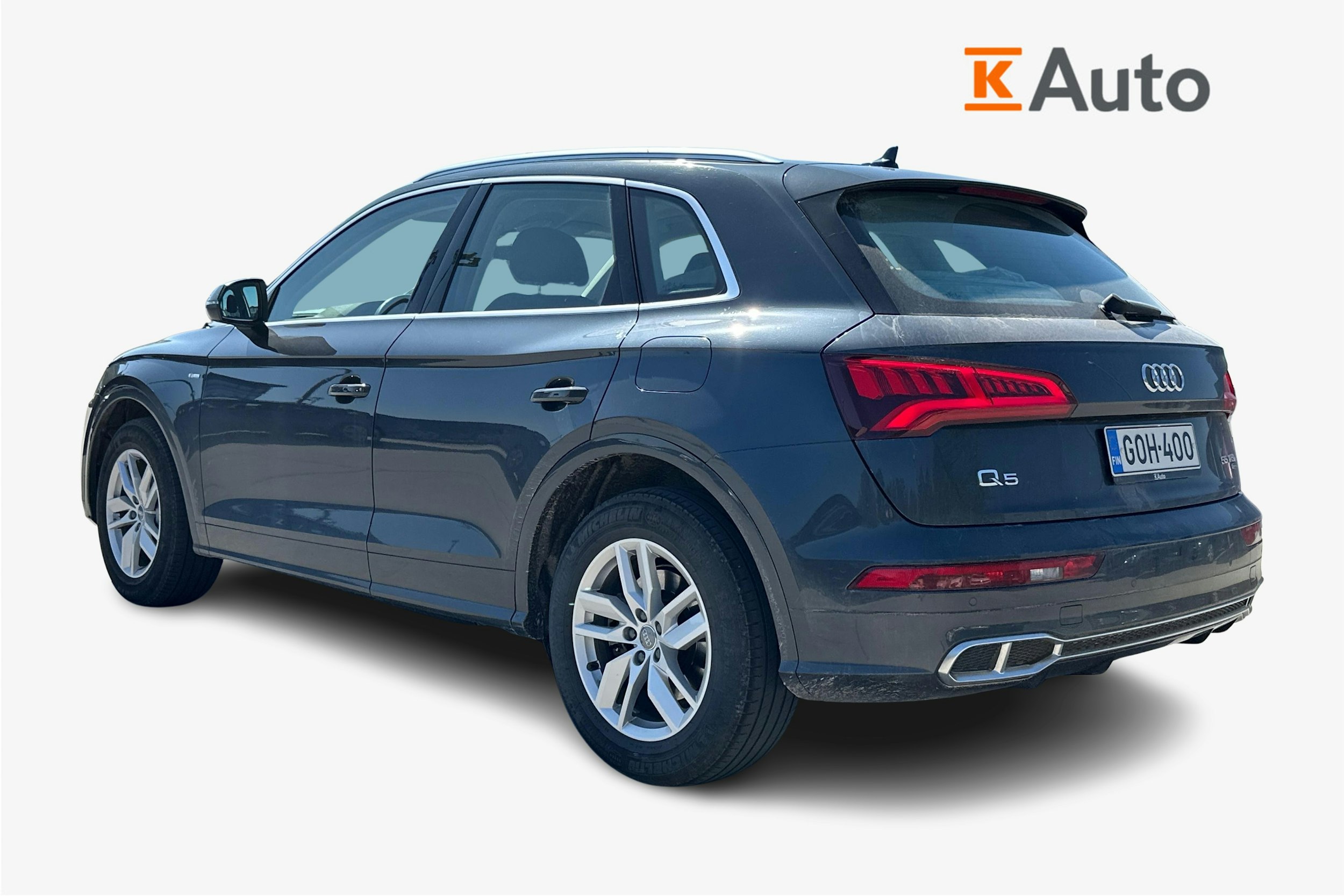 harmaa Audi Q5 2020 kuva 2.