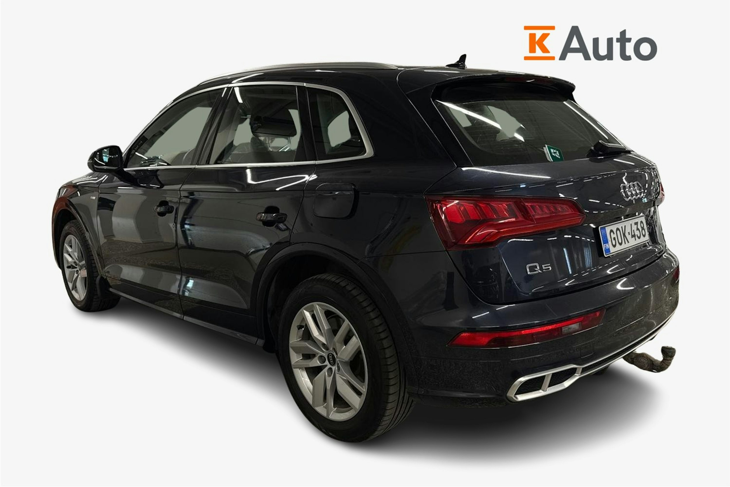 sininen Audi Q5 2020 kuva 2.