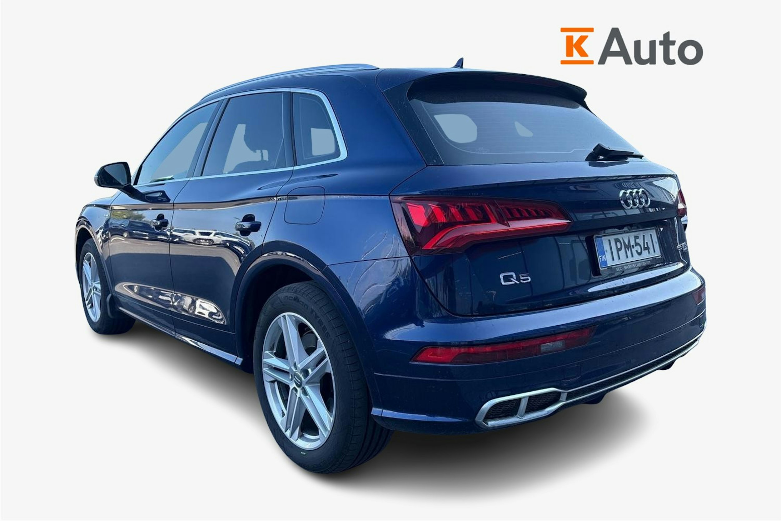 sininen Audi Q5 2020 kuva 2.